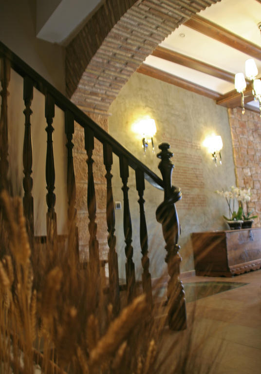 Hotel Castillo De Alquezar Exterior photo